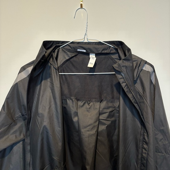 Layers Quick Dry Jacket - Water Repellant Windbreaker - Picture 9 of 16